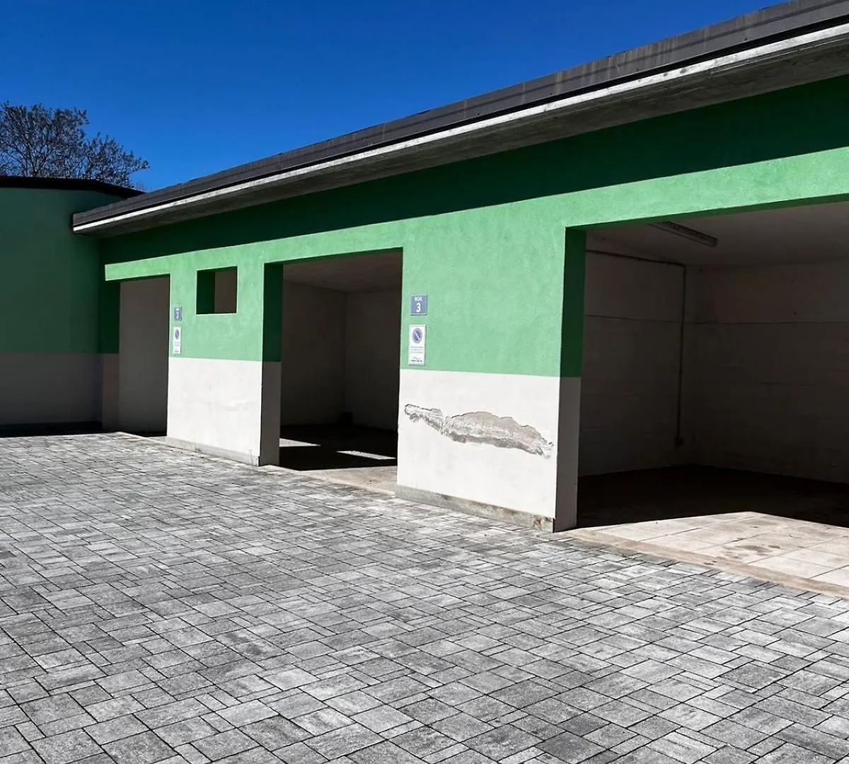 Apartamento Residenza Villa Corno Alto