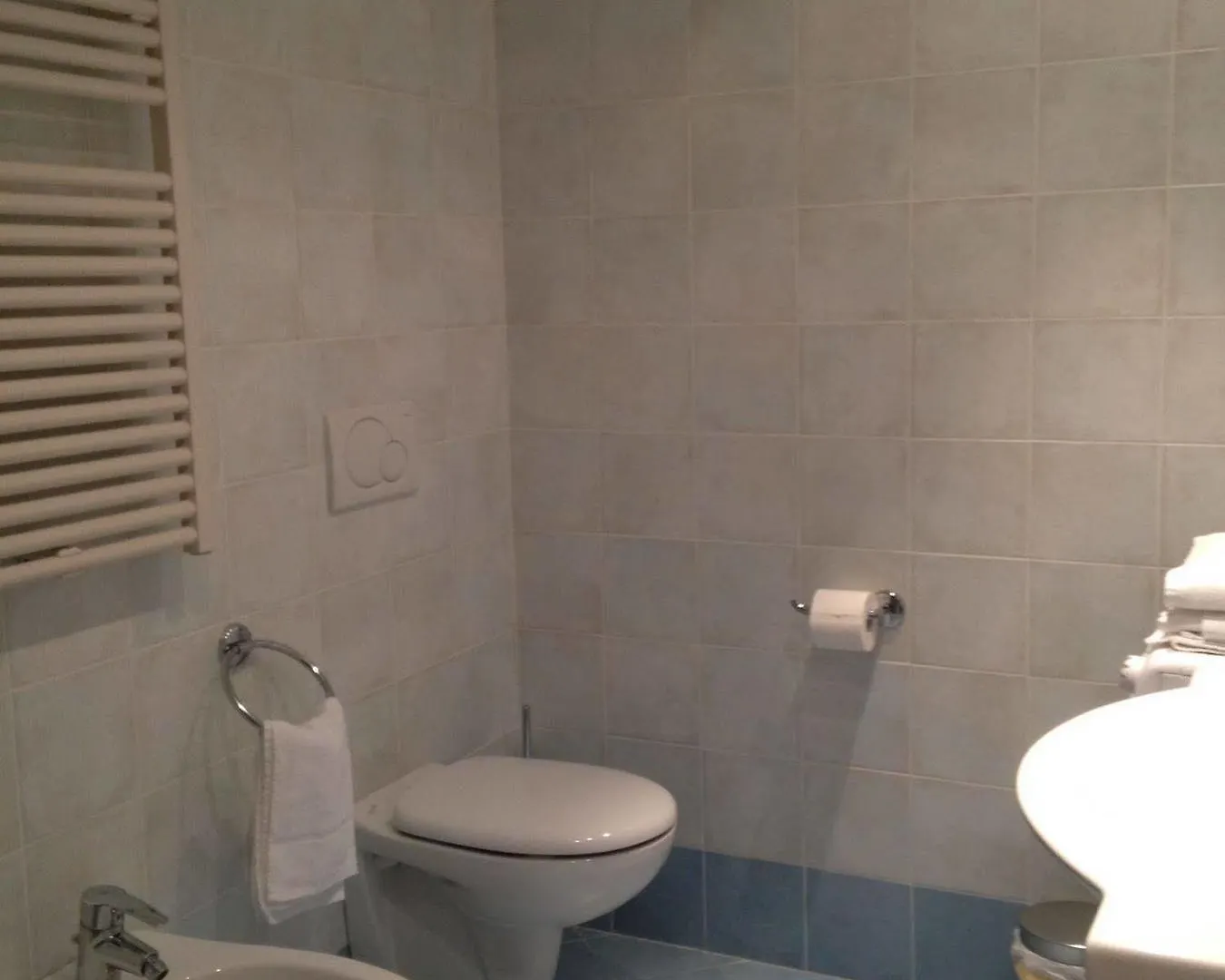 Residenza Villa Corno Alto 0*,