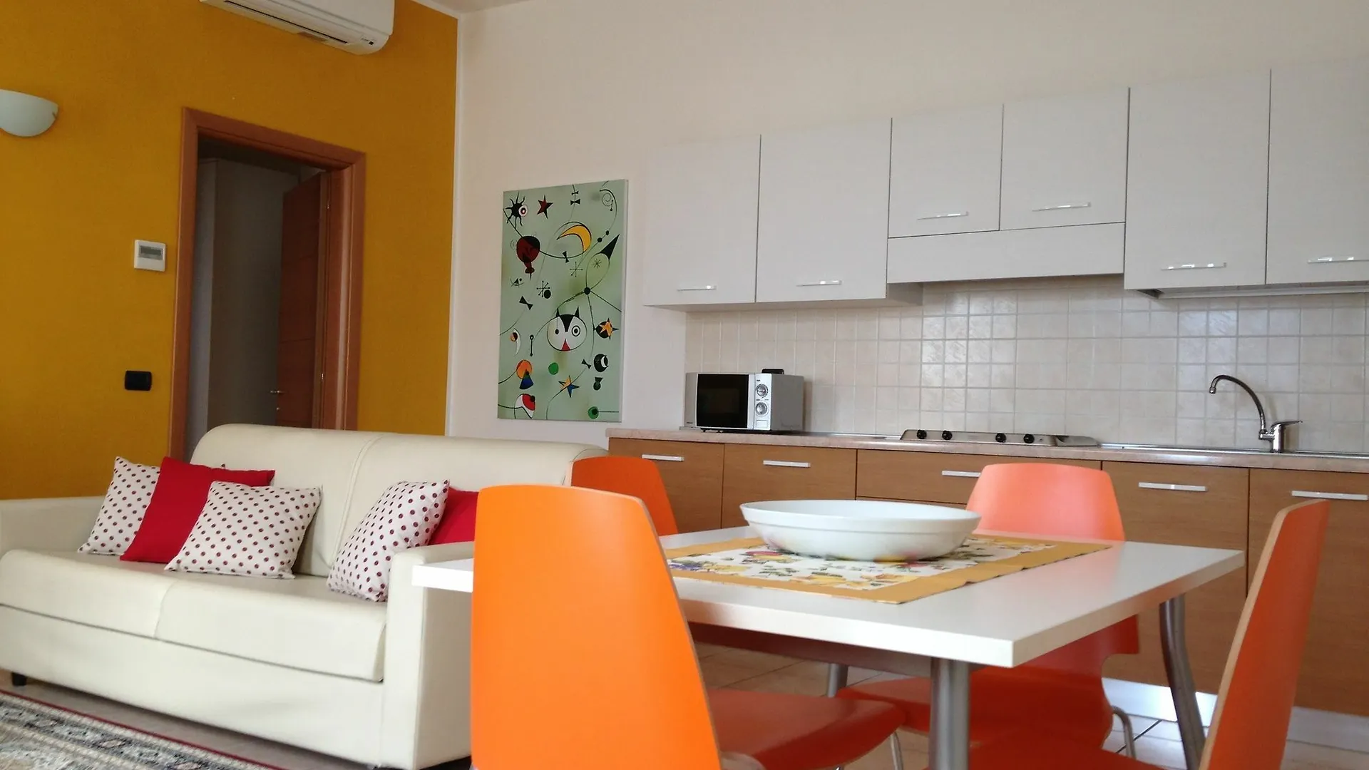 Residenza Villa Corno Alto 0*,