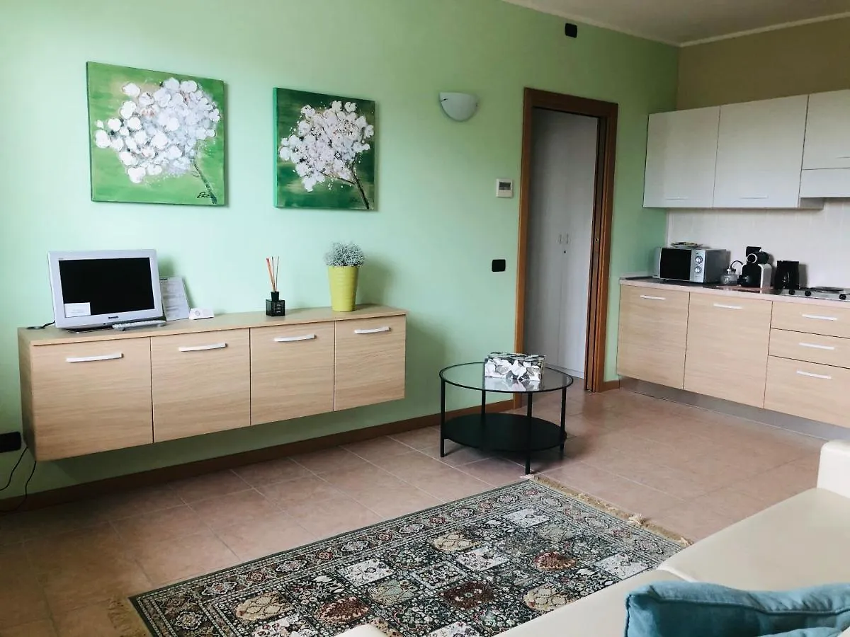 Apartamento Residenza Villa Corno Alto