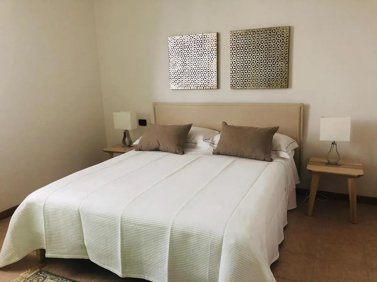 Apartamento Residenza Villa Corno Alto