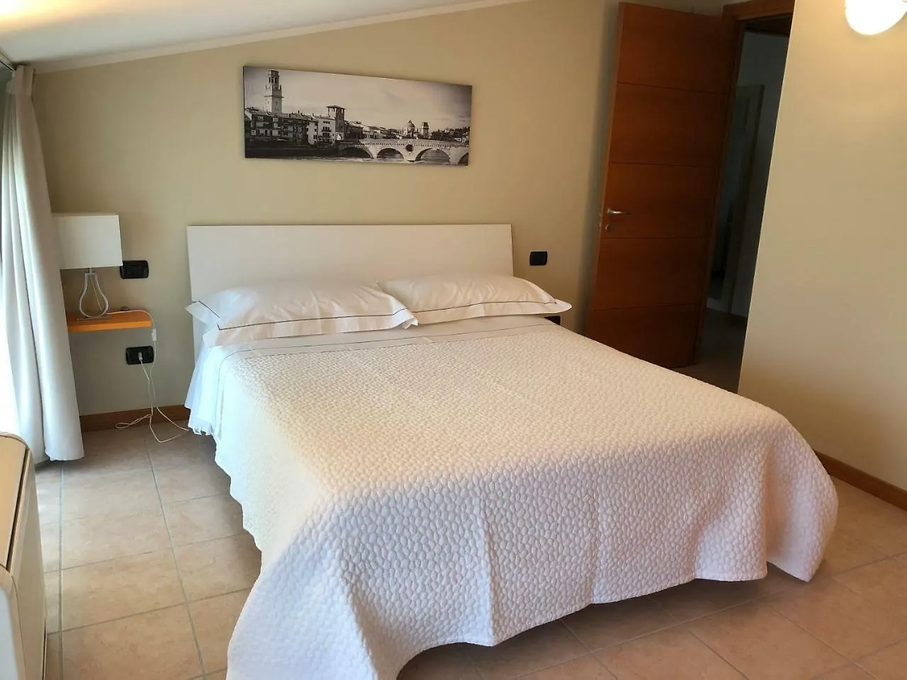 Residenza Villa Corno Alto 0*,  Itálie